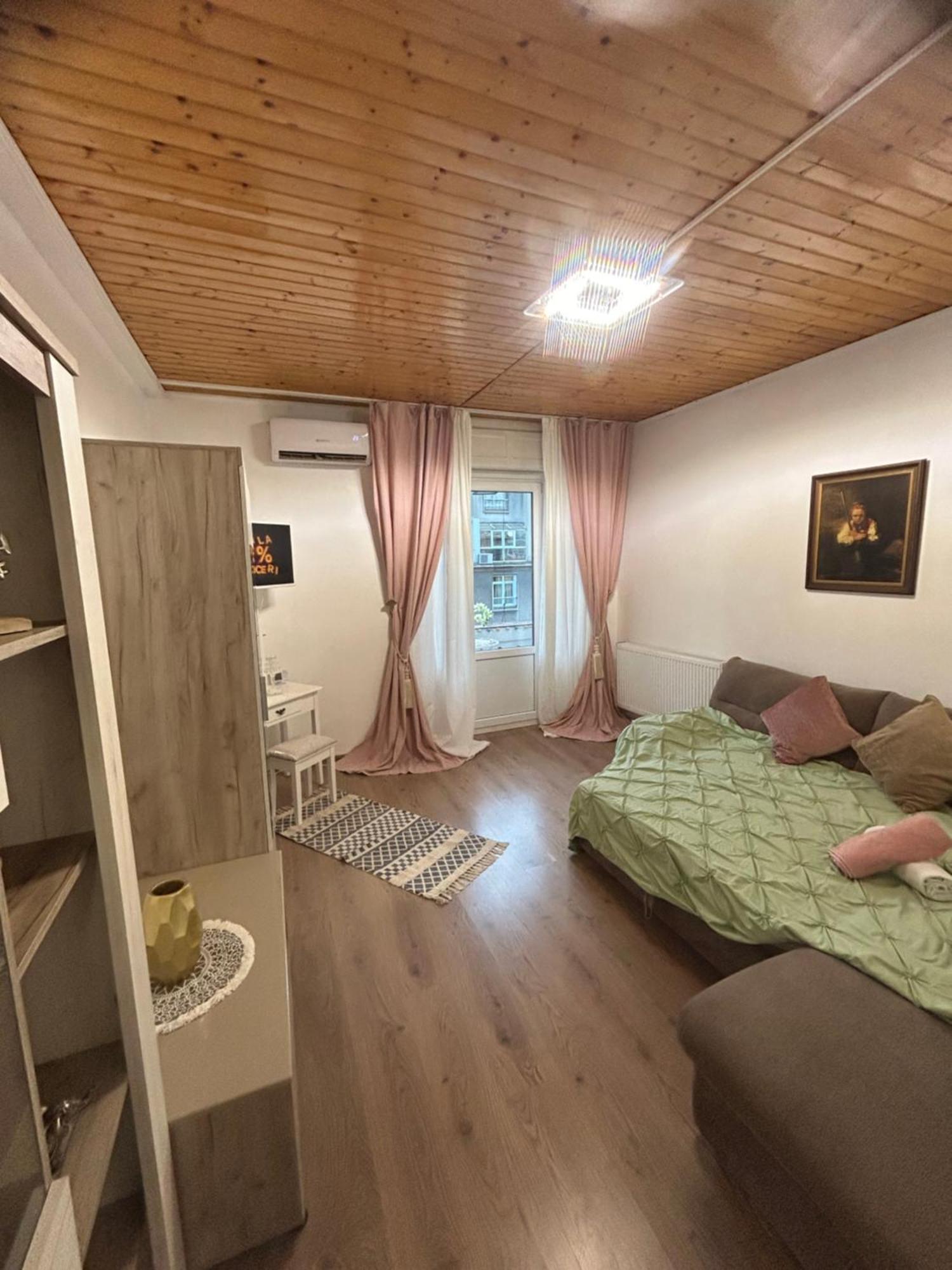 דירות בוקרשט Panoramic Terace Victory Boutique מראה חיצוני תמונה