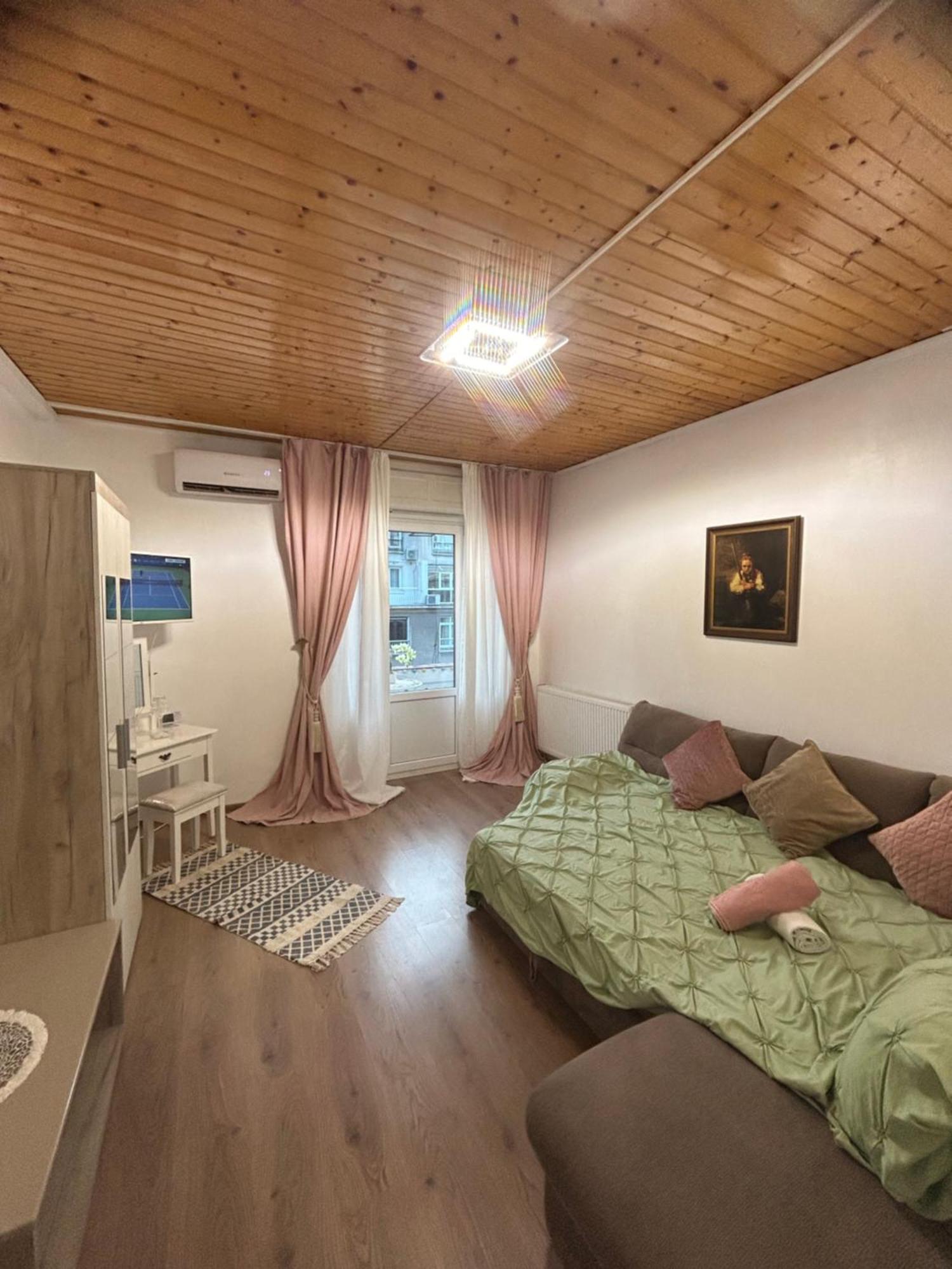 דירות בוקרשט Panoramic Terace Victory Boutique מראה חיצוני תמונה