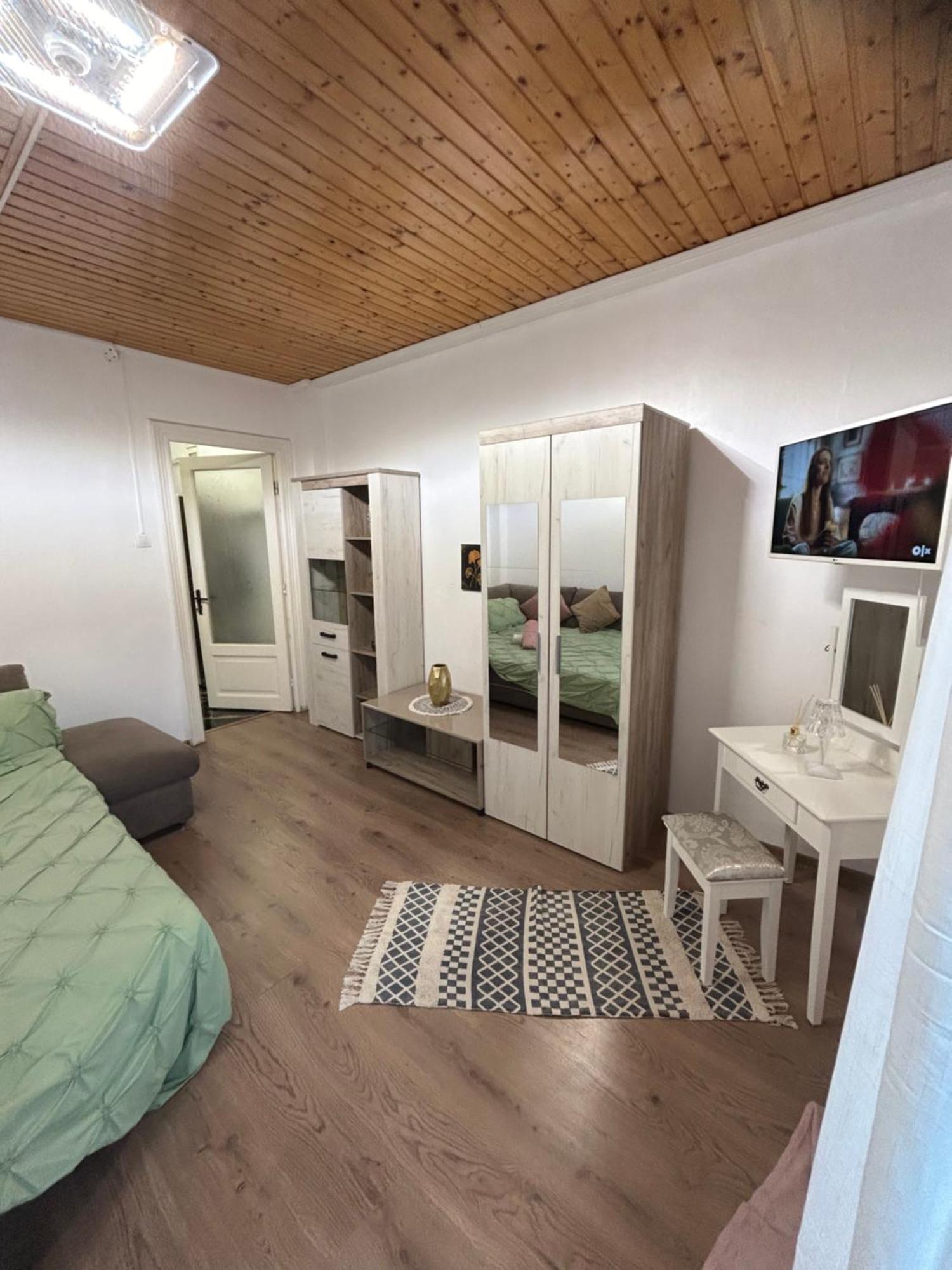 דירות בוקרשט Panoramic Terace Victory Boutique מראה חיצוני תמונה