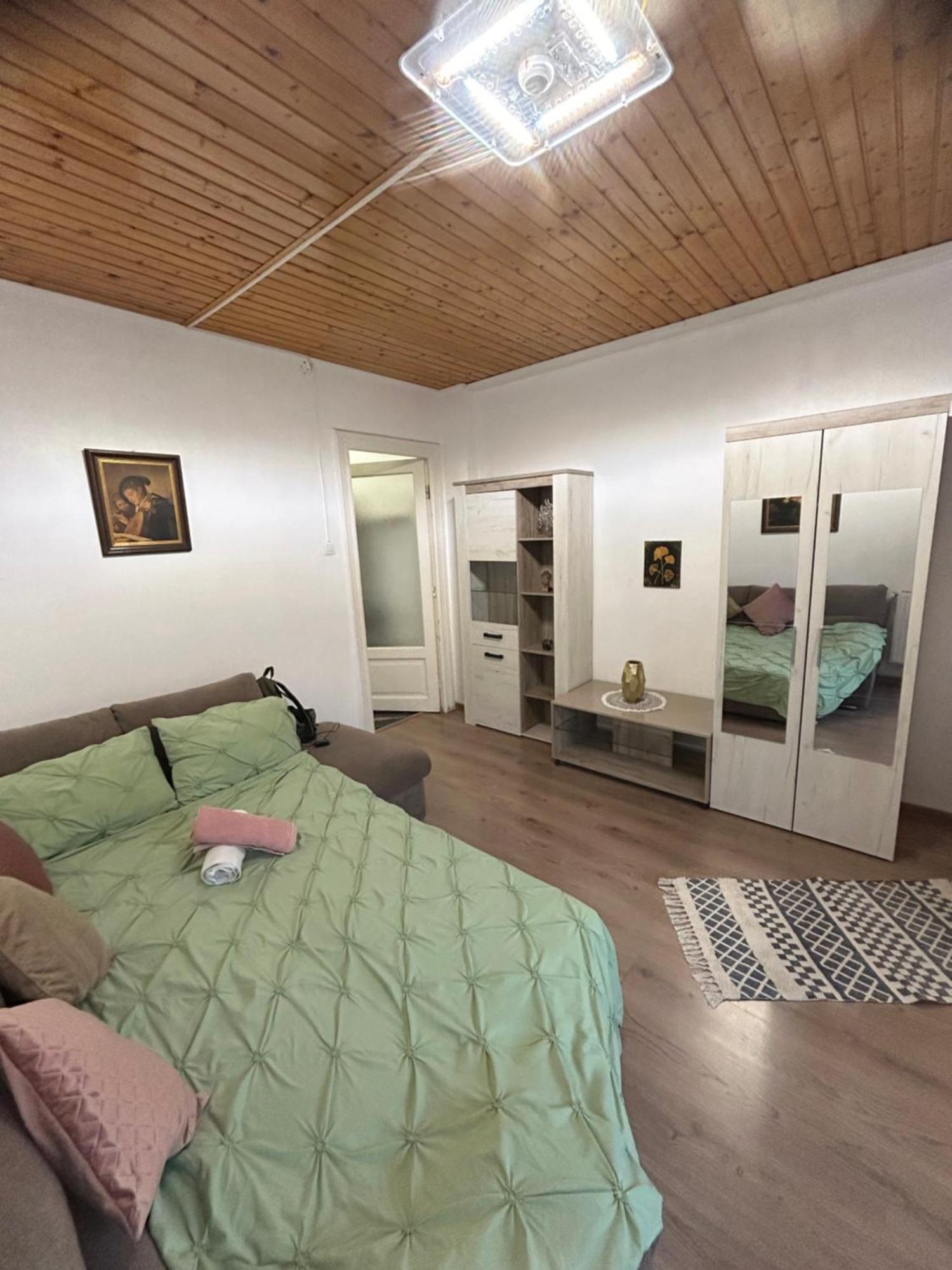 דירות בוקרשט Panoramic Terace Victory Boutique מראה חיצוני תמונה