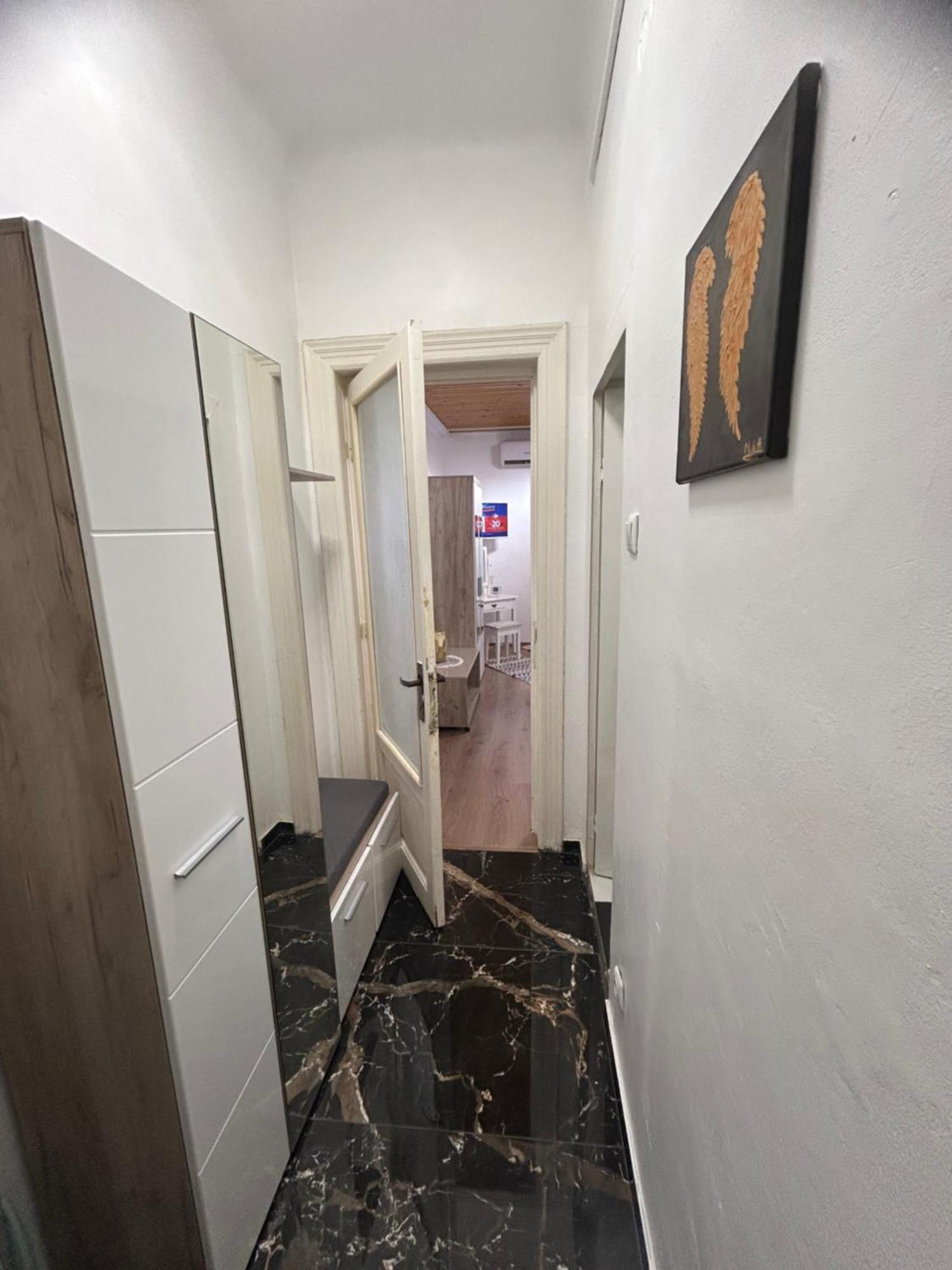 דירות בוקרשט Panoramic Terace Victory Boutique מראה חיצוני תמונה